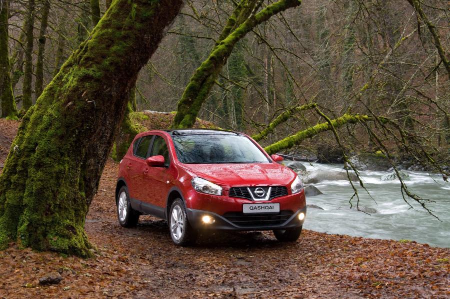  Nissan Qashqai 2010 года  (фото 91 из 204)